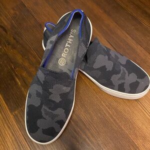 ROTHY'S The Original Slip On Sneaker GRAY CAMO Size 9